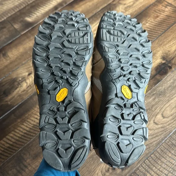 Merrell Men's Chameleon 8 Stretch Hiking Shoes Size 9.5