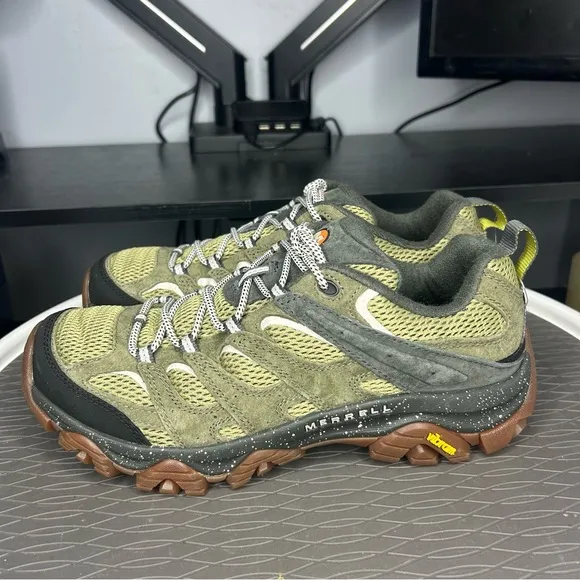 Merrell Moab 3 Men's Hiking Shoes - Olive and Black
