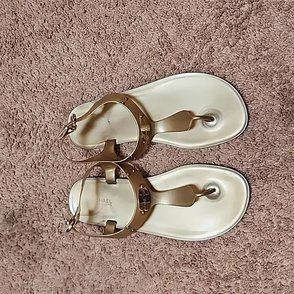 MICHAEL KORS GOLD SANDALS IM EXCELLENT CONDITION