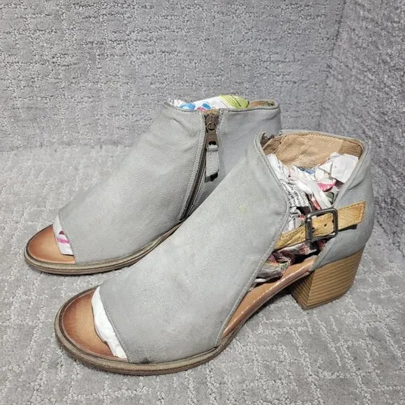 Miz Mooz Cole Women's Size 42 EU Gray Leather Side Zip Buckled Heeled Sandals