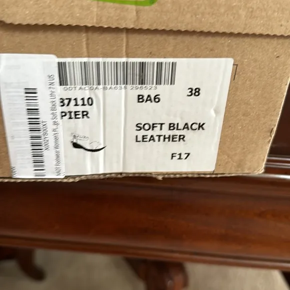 Naot soft black leather sandals