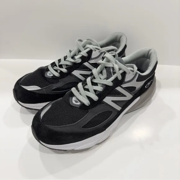 New Balance Wide 990v6 Men’s Shoes