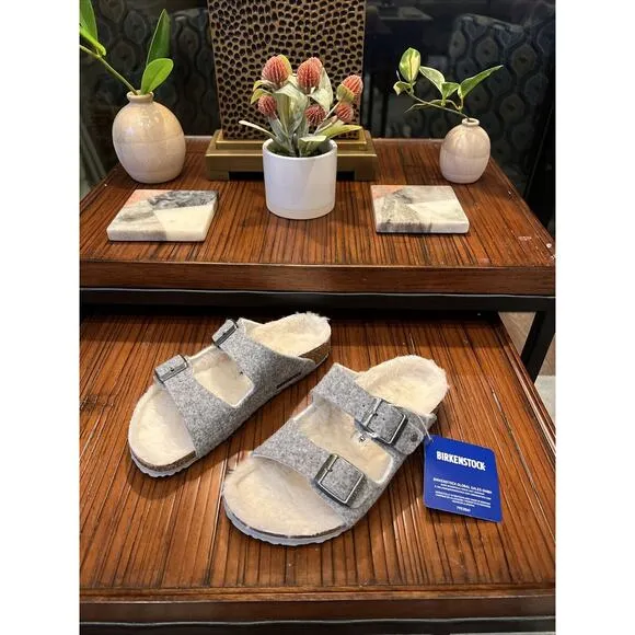 NEW Birkenstock Girls ARIZONA Happy Lamb Grey Sandals Slides Size 32 Winter Fur
