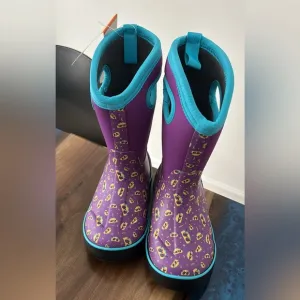 NEW Bogs Classic taco waterproof boots