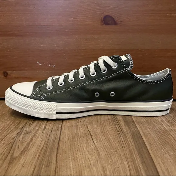 🫒NEW🫒 CONVERSE CHUCK TAYLOR LOW