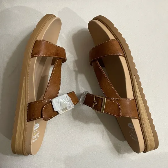 New Dr. Scholl’s Island Dream Sandals Carmel Brown Size 9.5