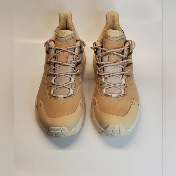 New Hoka One One Kaha 2 GORE-TEX Low Oxford Beige Hiking Shoes Men's Size 11