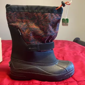 New in box Columbia boots