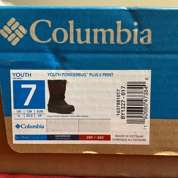New in box Columbia boots