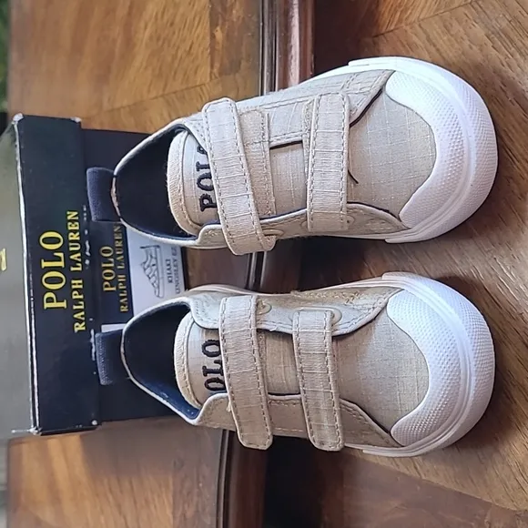 New in box! Polo Ralph Lauren Khaki Kingsley Boys baby size 6 canvas shoe
