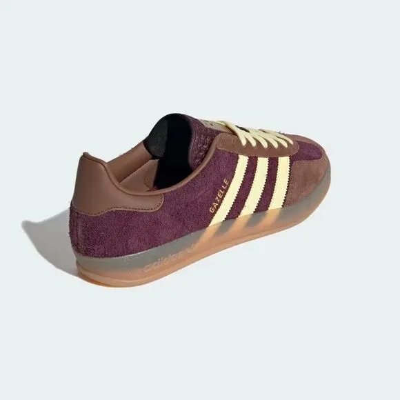 [NEW] Men's adidas Gazelle Indoor Shoes 'Maroon' JI0324