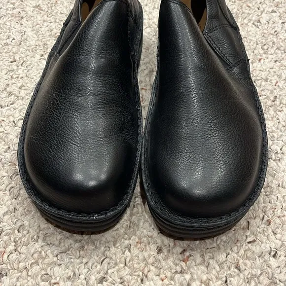 NEW NAOT Men's Eiger Slip On Shoes Soft Black Leather Men's Sz 13
