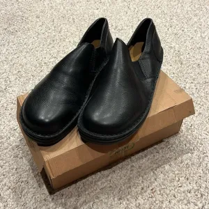 NEW NAOT Men's Eiger Slip On Shoes Soft Black Leather Men's Sz 13