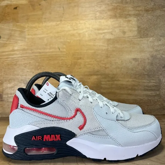 NEW Nike Air Max Excee SUEDE Womens Size 8 Shoes Sneakers Photon Dust Track Red