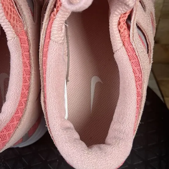 New Nike Free Run 2 GS Youth Size 7Y Pink/White Lace Up Athletic Shoes EUC