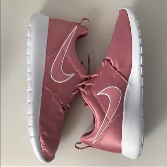 New Nike Roshe shoes satin pink
