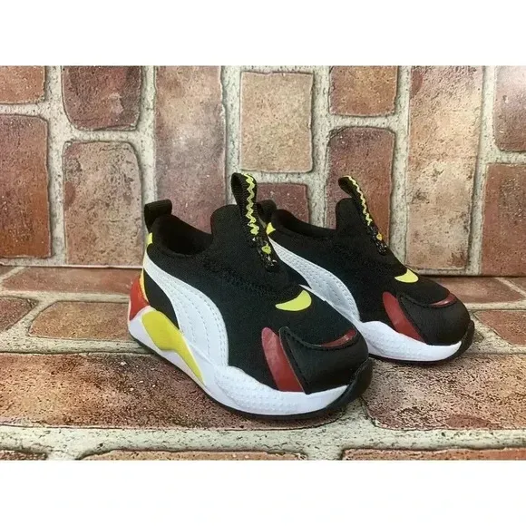 New Puma X Peanuts Sneaker Shoes for Toddlers sz 4C Black Red Yellow Limited Ed