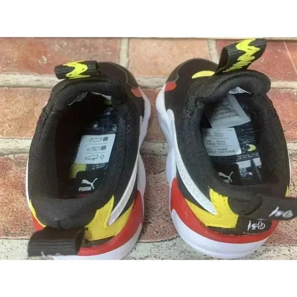 New Puma X Peanuts Sneaker Shoes for Toddlers sz 4C Black Red Yellow Limited Ed