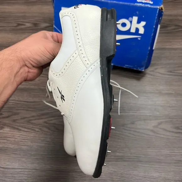 NEW Reebok White Saddle Oxfords Golf Shoes 9 W