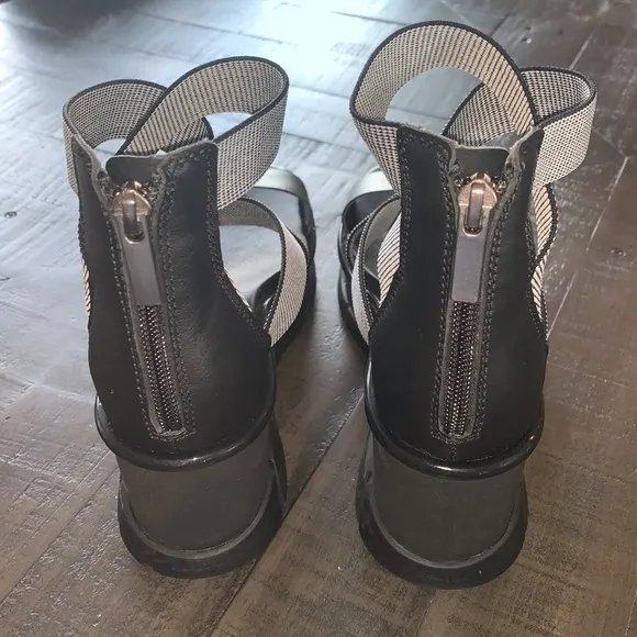 NEW SOREL Joanie III Sport Strap Sandals 8