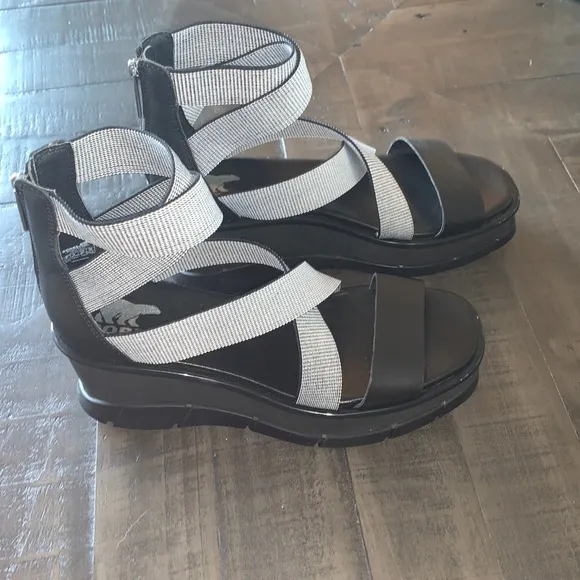NEW SOREL Joanie III Sport Strap Sandals 8