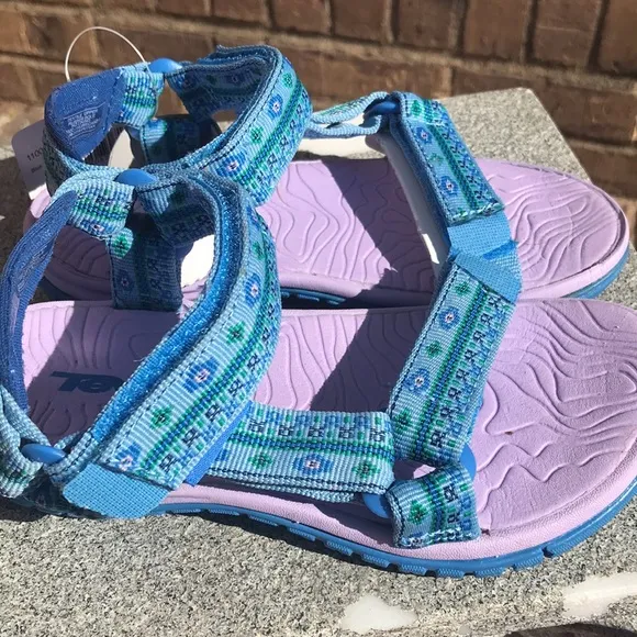 New TEVA Blue Hurricane Strapped Sandals