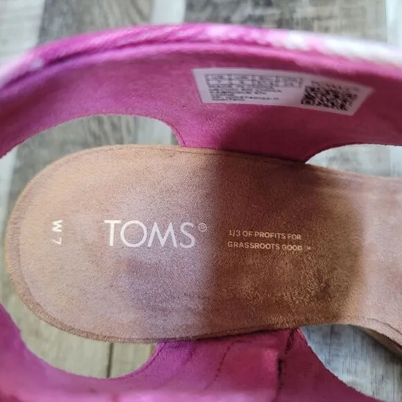 New Toms Fushsia Rose Majorca Cut Out Sandals Size 7