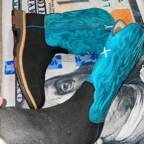 New twisted x cowboy boots Blue and Black Western Boots