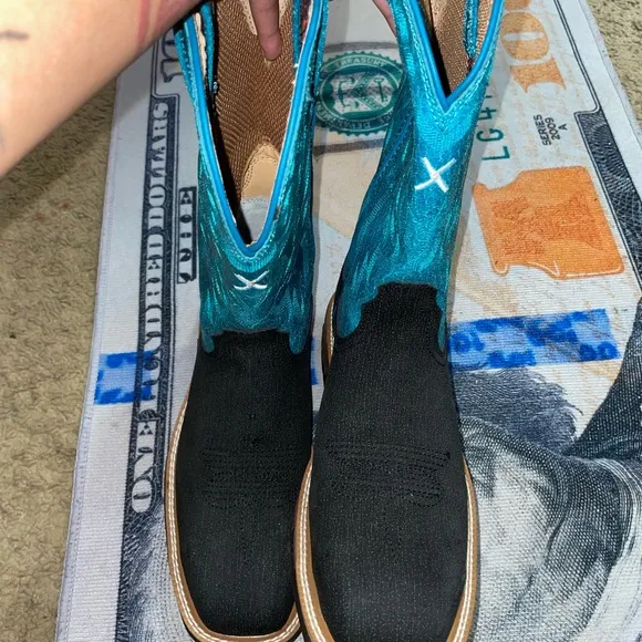 New twisted x cowboy boots Blue and Black Western Boots