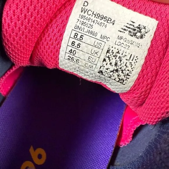 New Balance womens 8.5 FuelCell Tennis Shoes Purple Hard Court Pickleball