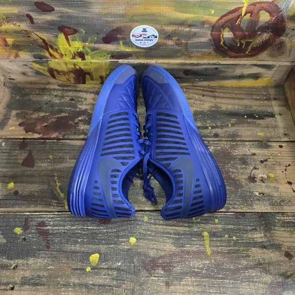 Nike 580456-401 Men's Sz 11.5 Blue Lunargato II Indoor Low Top Soccer Shoes