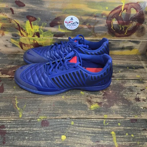 Nike 580456-401 Men's Sz 11.5 Blue Lunargato II Indoor Low Top Soccer Shoes