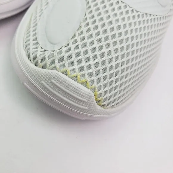 Nike Acmi Womens Size 5 Ghost Aqua Off White Running Sneaker Shoes AO0834-400