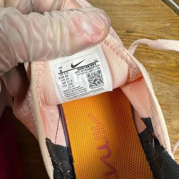 Nike Air Max‎ 270 Women's Size 8 Coral Pink Shoes AH6789-603
