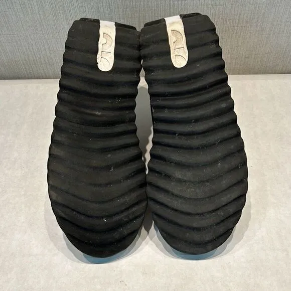 Nike Air Max Dawn Women's Shoes Sz 8 White Black