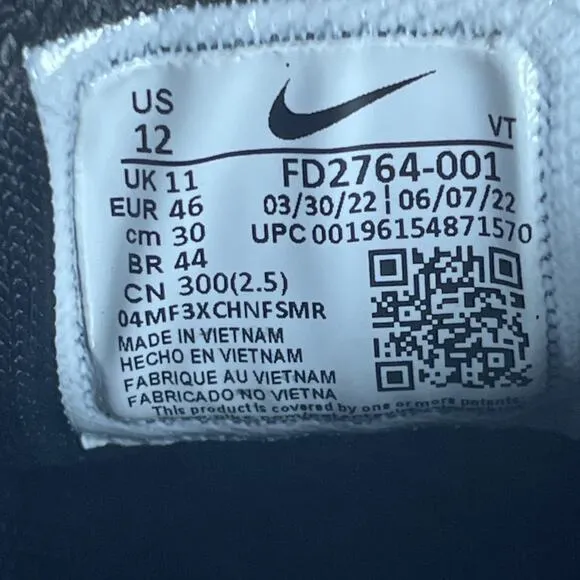 Nike Air Max Flyknit Racer Mens Size 12 Triple Black Lace Up Athletic Shoes