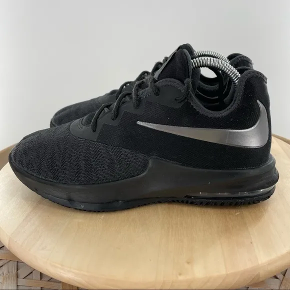 Nike Air Max Infuriate III Low Basketball Shoes Size 7.5 mens