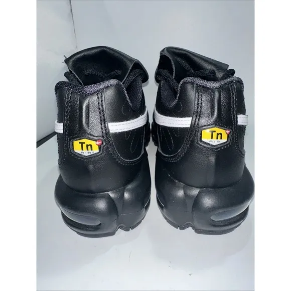 Nike Air Max Plus  Shoes - Black (HF0074-001) Women's Size 10 Men's 8.5 - NEW