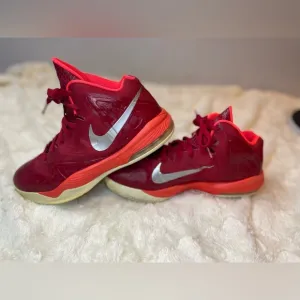 Nike Air Max Premiere basketball shoes, size 7 1/2