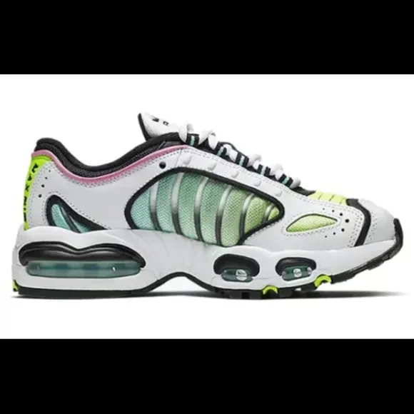 ✔️NIKE AIR MAX TAILWIND BOYS SHOES SIZE 4Y