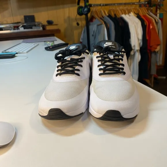 Nike Air Max Thea White Black Women Sneaker Running Shoes 599409-102 Size 6.5