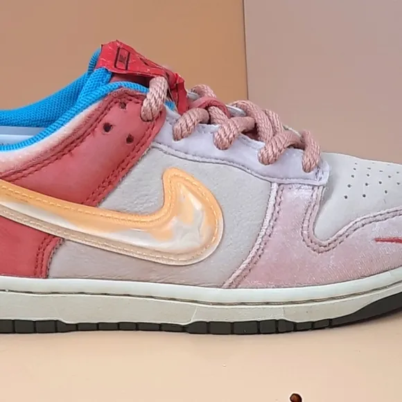 Nike Dunk Low 'Social Status Free Lunch Strawberry Milk(PS)