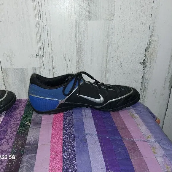 Nike First Touch II Indoor Soccer Shoes Men's 11.5 Blue Black