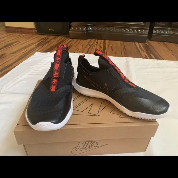 Nike Flex Runner SE GS Black White Bright Youth
