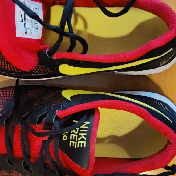 Nike Free 3.0 hyper red volt 553684-600 size 12