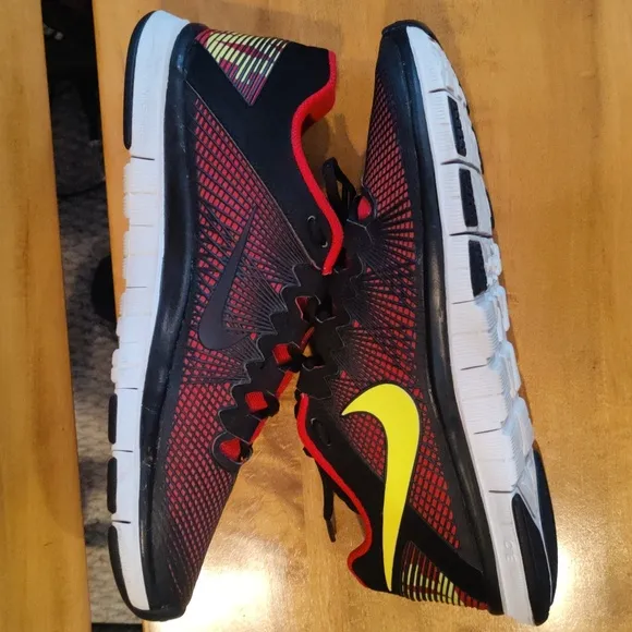 Nike Free 3.0 hyper red volt 553684-600 size 12