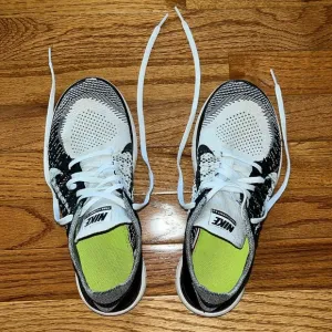 NIKE FREE FLYKNIT 4.0