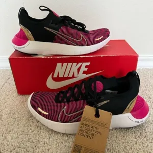 Nike Free RN FK Next Nature Fireberry Pink Gold Shoes