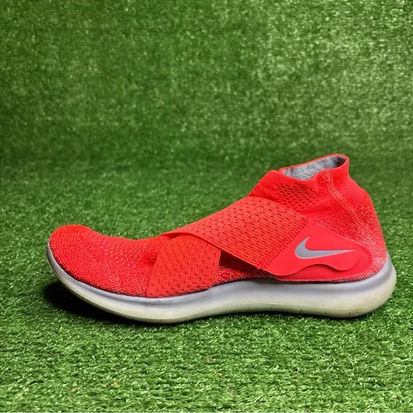 Nike Free RN Motion FK 2017 Womens 880846-601 Solar Red Flyknit Shoes Size 9