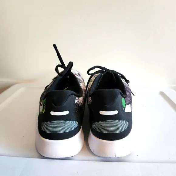 Nike Free RN Solstice Pack Running Shoes